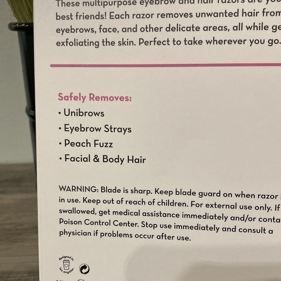 CLEARANCE HELLO KITTY BYE, FUZZIES! PERFECT ARCH SHAPING RAZORS PACK OF 5 - Picture 6 of 7